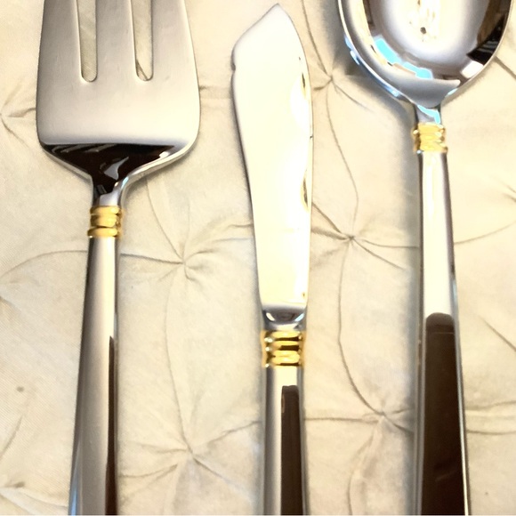 🦋 LENOX 18/10 flatware, 5 pc service for 8 with extra serve spoon & fork - Picture 6 of 10